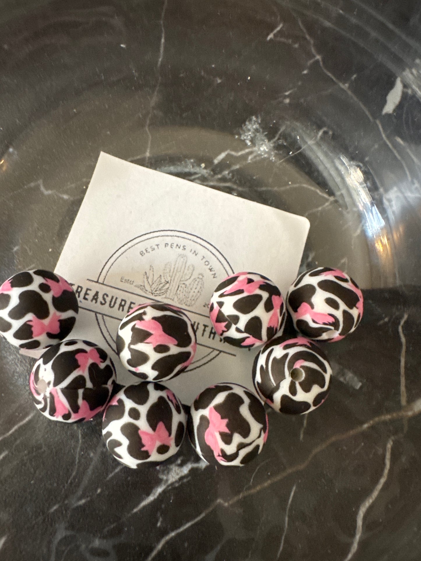 15mm Cow print with Bows Silicone Bead