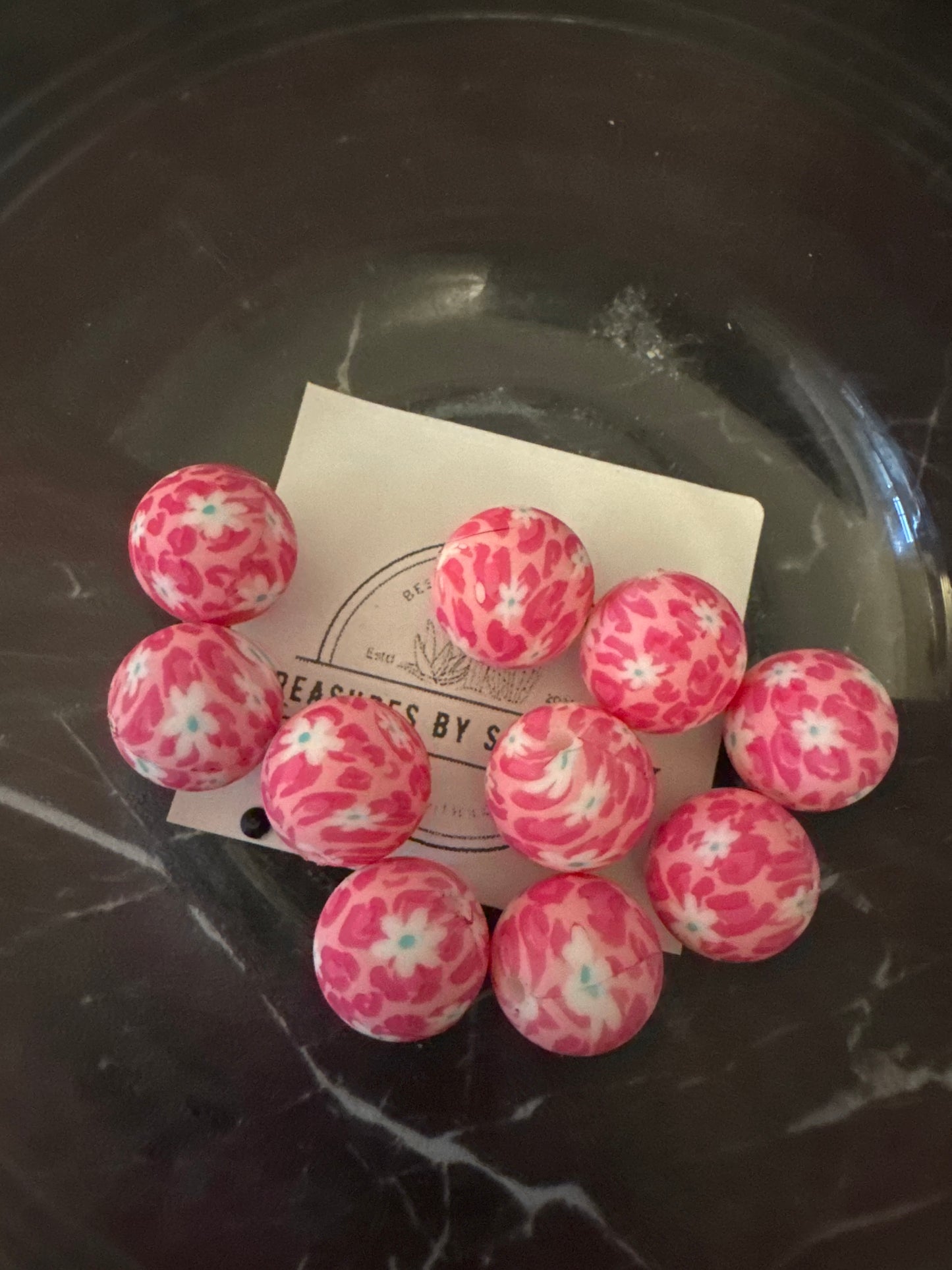 15mm Pink Daisy Silicone Beads