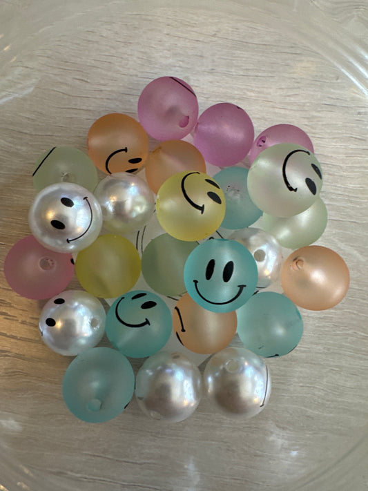 16mm Acrylic Smiley face beads (mixed bag of 5)