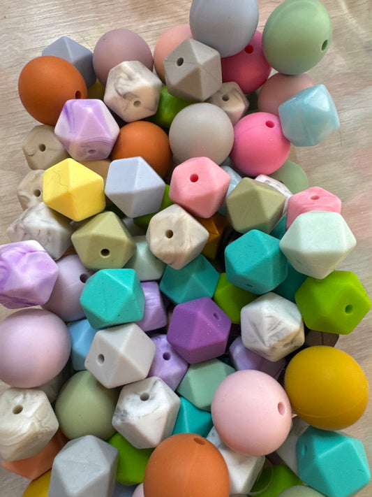 16mm Silicone Hexagon beads (mixed bag of 25)