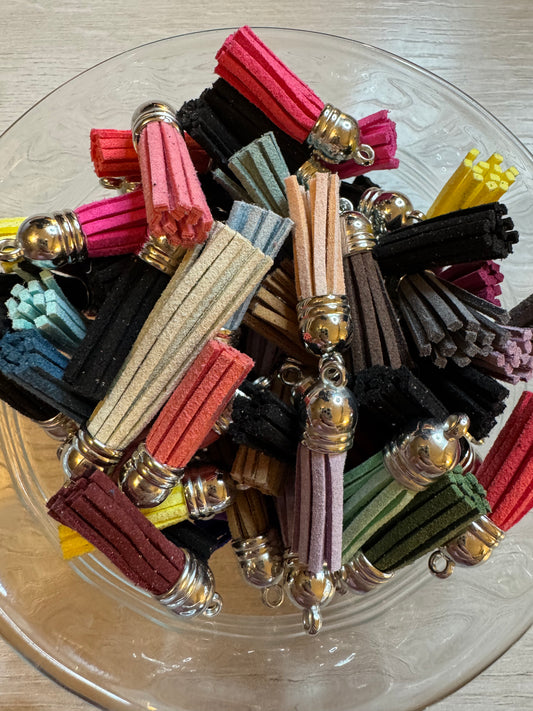 Small Tassels - Mixed Bag (10)